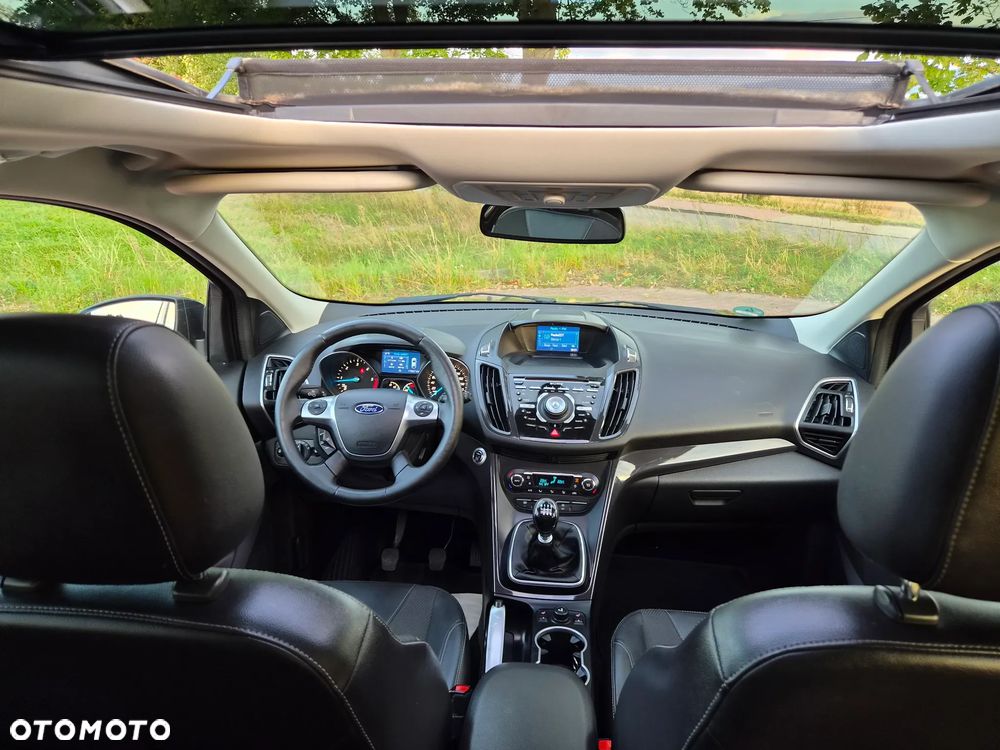 Ford Kuga 2.0 TDCi 4x4 Titanium - 6