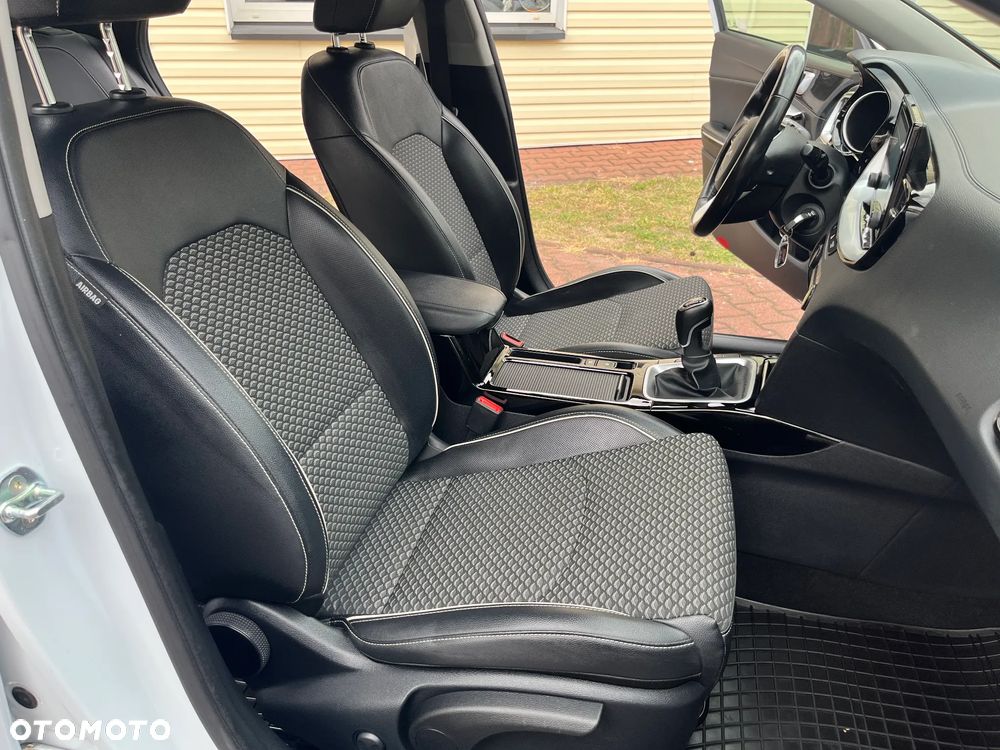 Kia Ceed 1.5 T-GDI L - 25