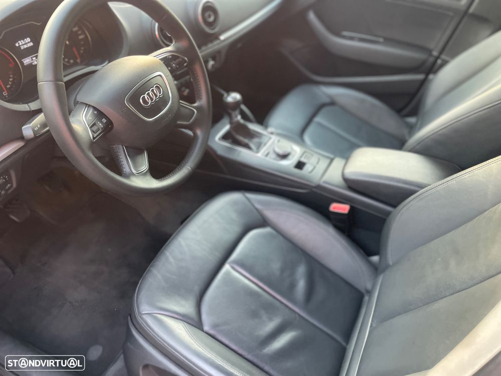 Audi A3 1.6 TDI Ambiente - 7