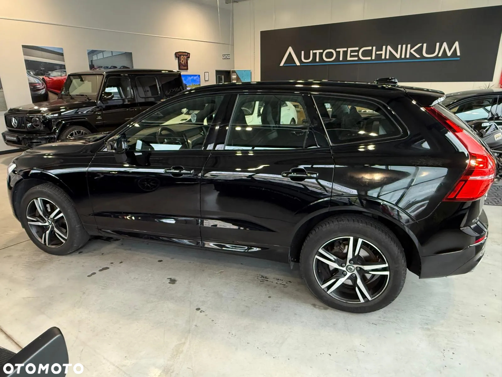 Volvo XC 60 B5 B AWD Momentum Pro - 17
