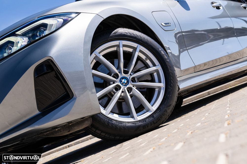 BMW 320 e Auto - 5