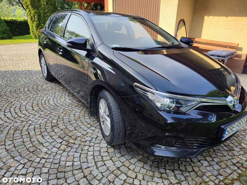 Toyota Auris - 1