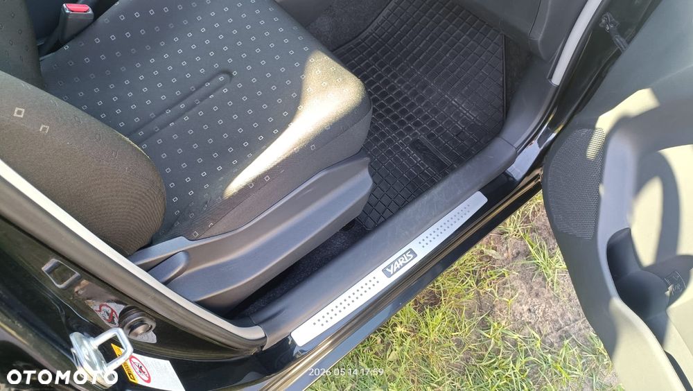 Toyota Yaris 1.3 Sol - 9