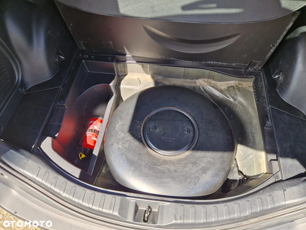 Toyota RAV4 - 15