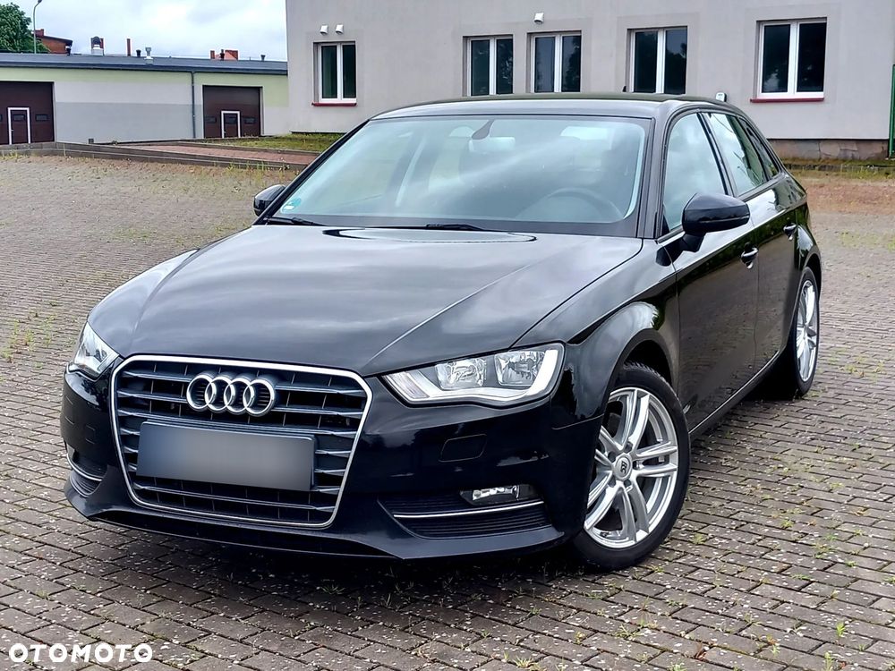 Audi A3 Sportback 2.0 TDI (clean diesel) Ambiente - 17