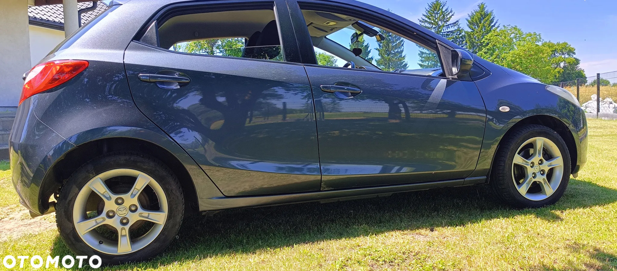 Mazda 2 - 4