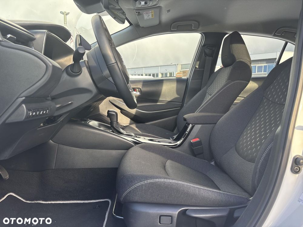 Toyota Corolla 1.8 Hybrid Comfort - 12