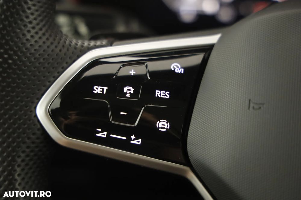 Volkswagen Touareg 3.0 V6 TDI SCR 4Motion Automatik R-Line - 20