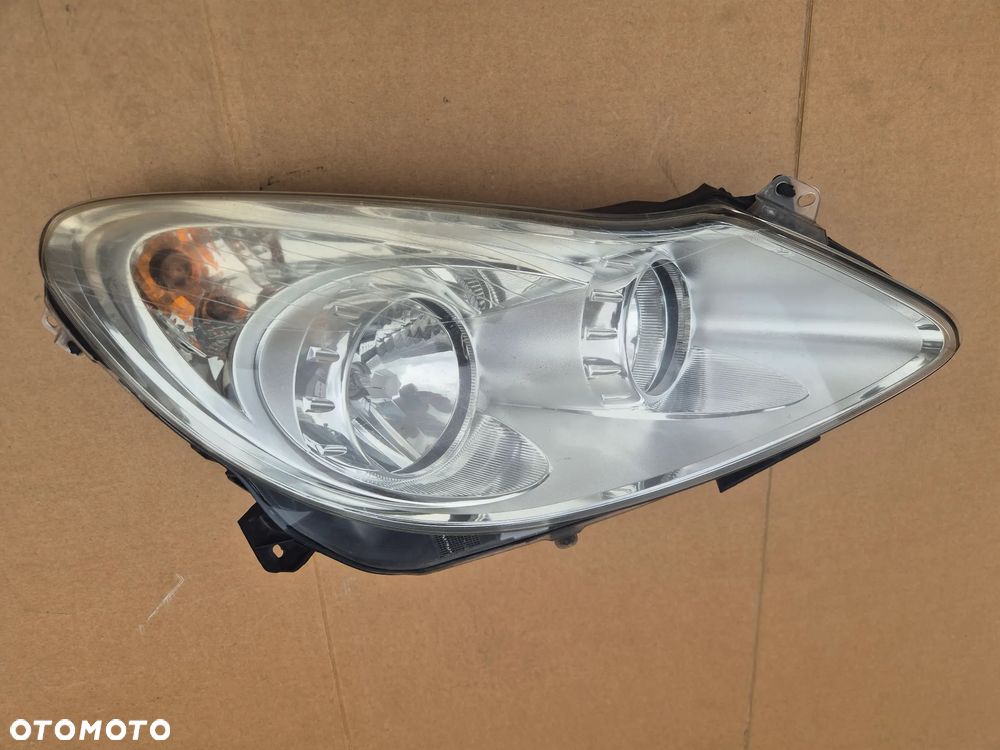 Opel Corsa D reflektor prawy.Valeo.EU.100%. - 5