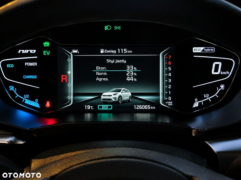 Kia Niro 1.6 GDI Hybrid L Business Line - 26