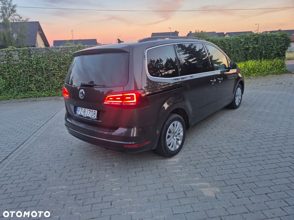 Volkswagen Sharan 2.0 TDI BMT Highline - 21