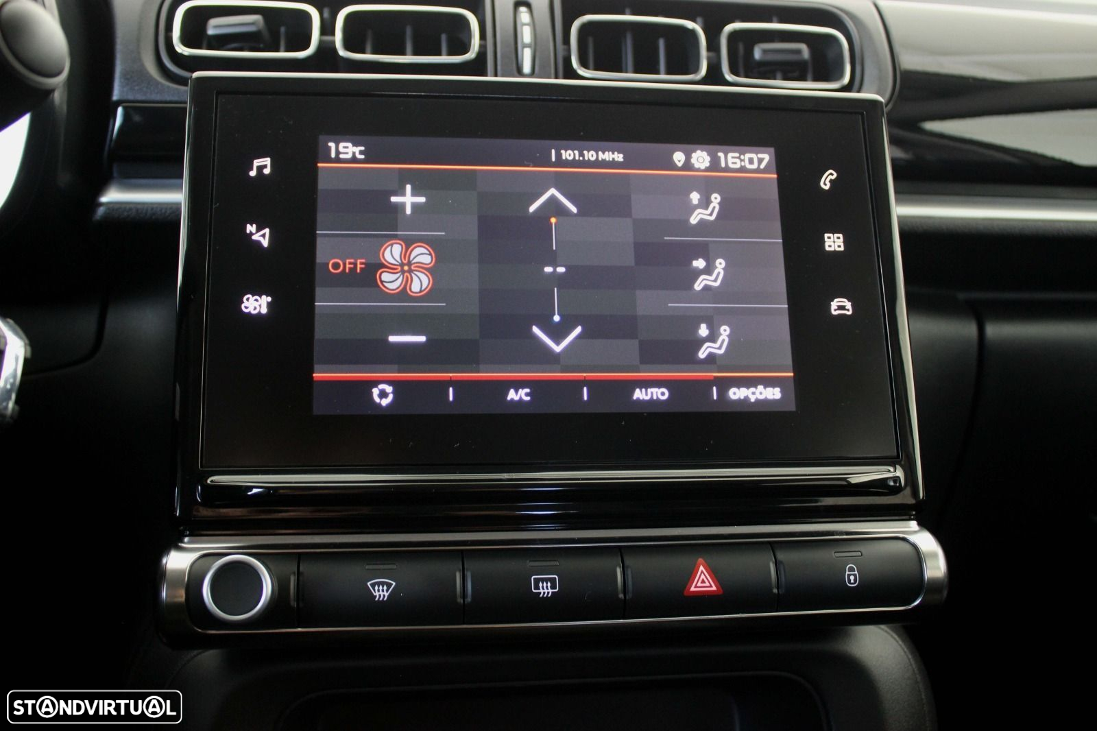 Citroën C3 1.2 PureTech Shine EAT6 - 20
