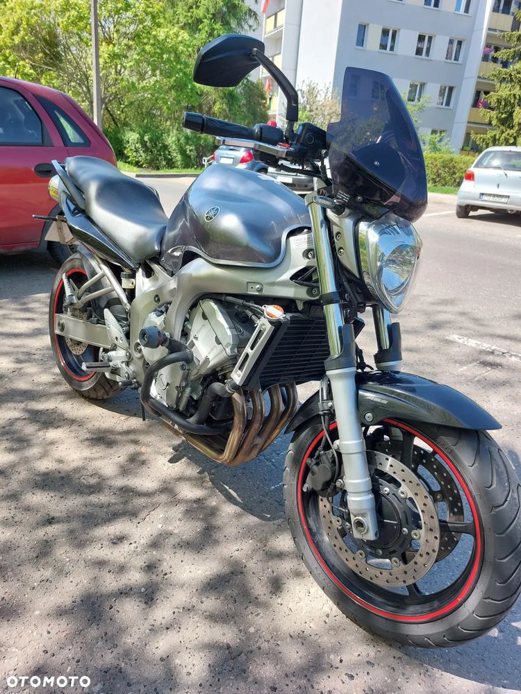 Yamaha FZ6 - 3