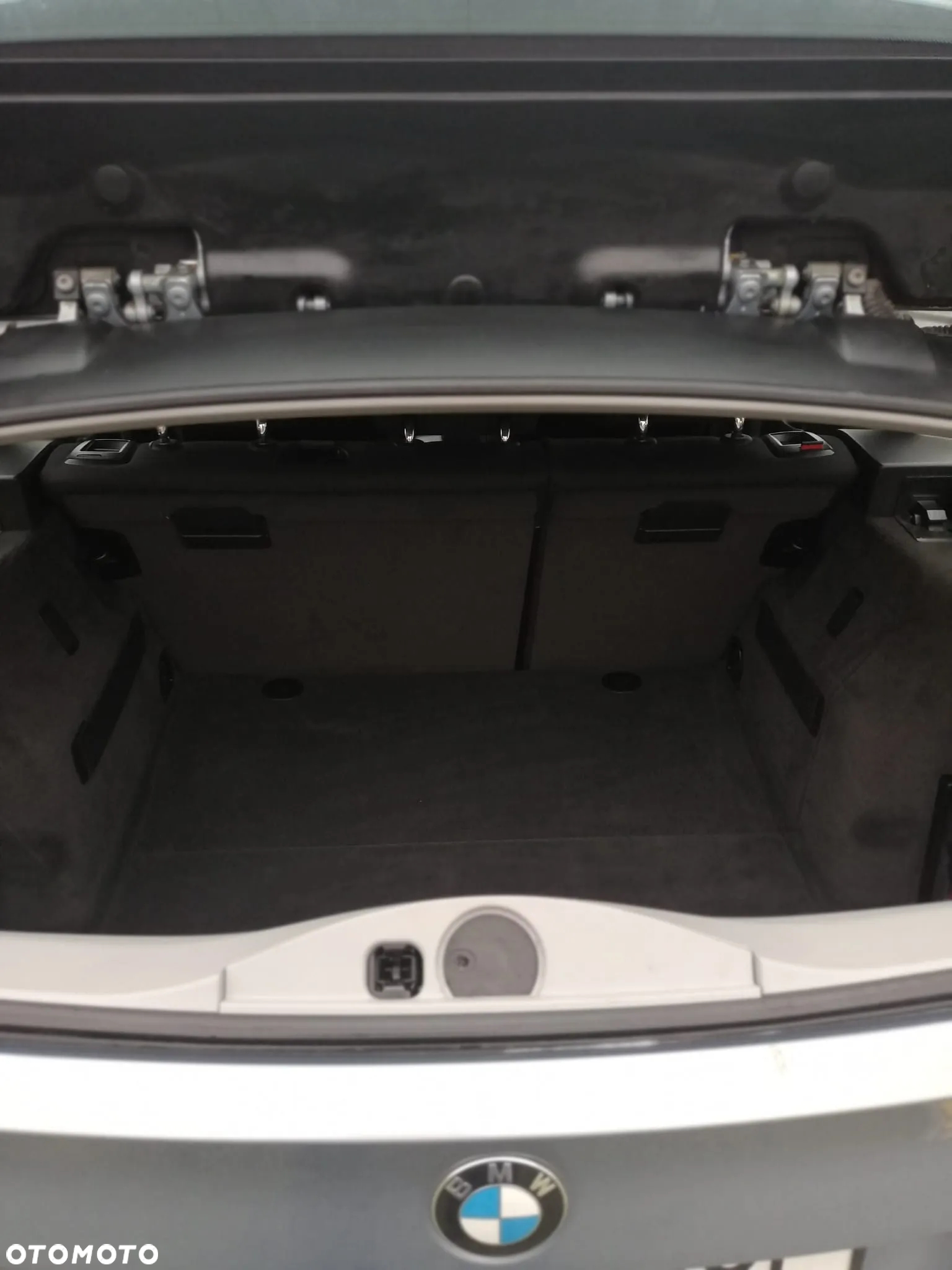 BMW Seria 3 318i - 9