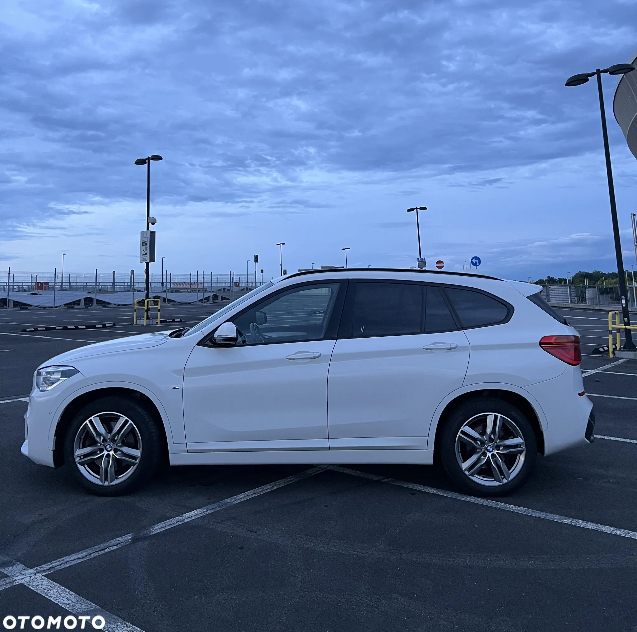 BMW X1 xDrive20i M Sport - 19