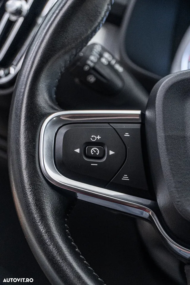 Volvo XC 40 T4 AWD Geartronic Inscription - 15