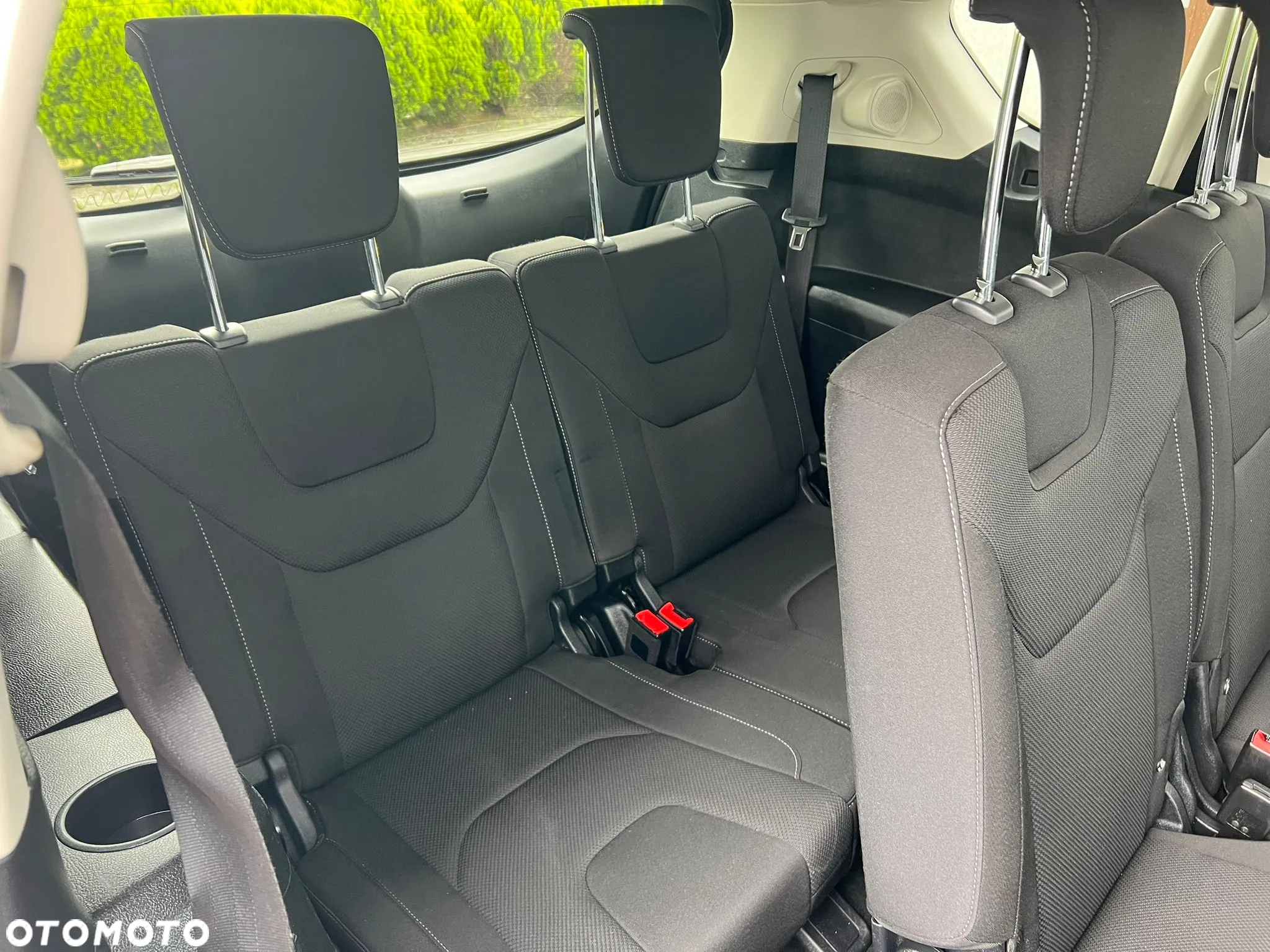 Ford S-Max - 9
