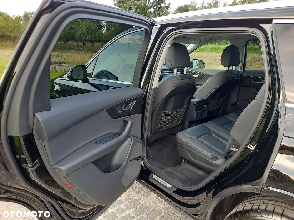 Audi Q7 - 24