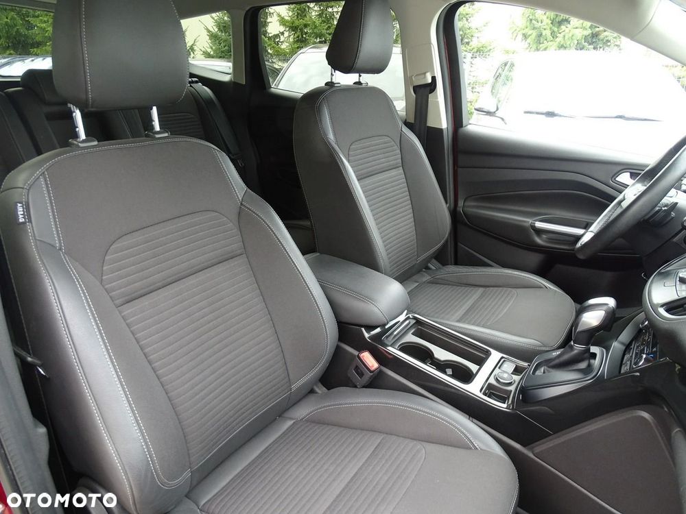 Ford Kuga - 16