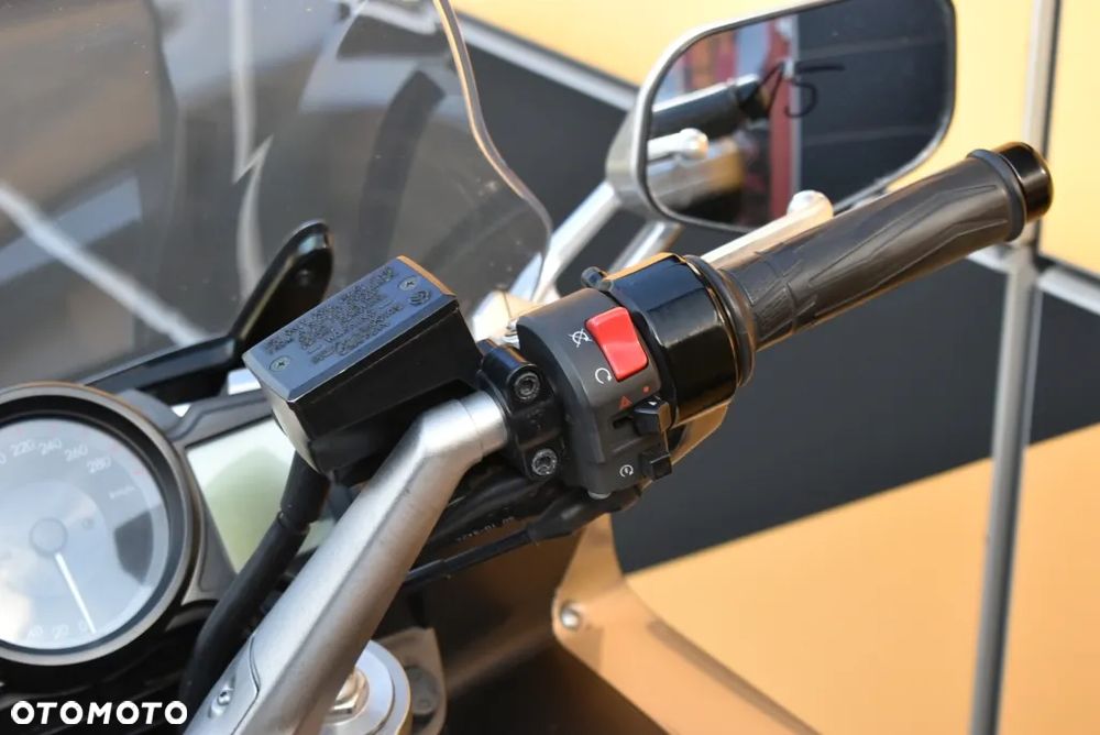 Yamaha FJR - 23