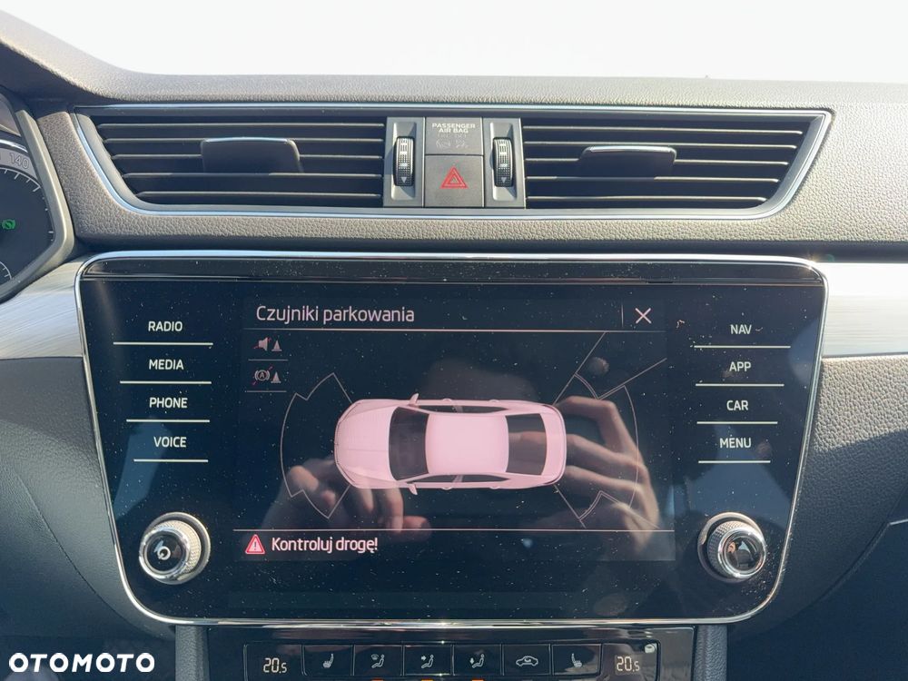 Skoda Superb 2.0 TSI Ambition DSG - 21