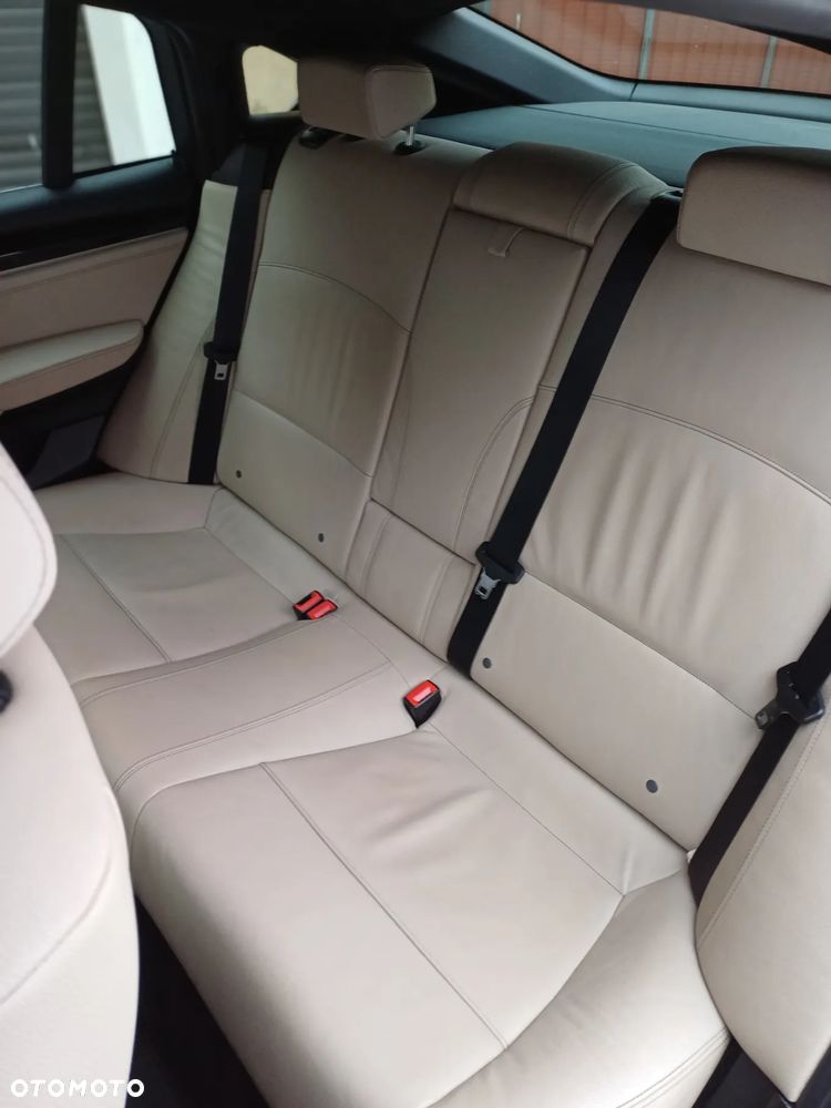 BMW X4 xDrive20d M Sport - 8