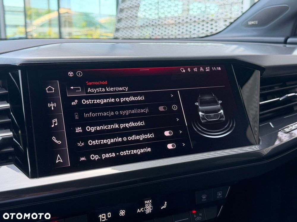 Audi Q4 e-tron 35 52kWh S Line - 13