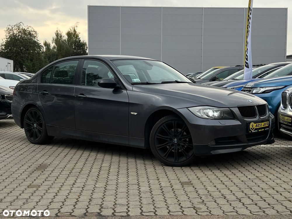 BMW 320I