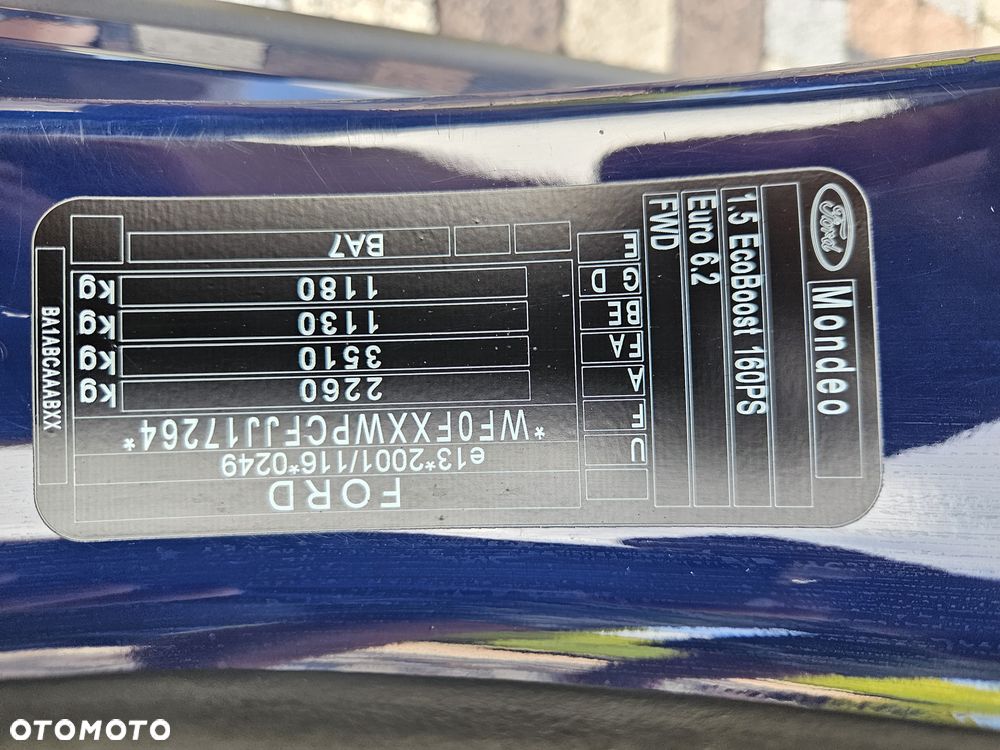 Ford Mondeo - 35