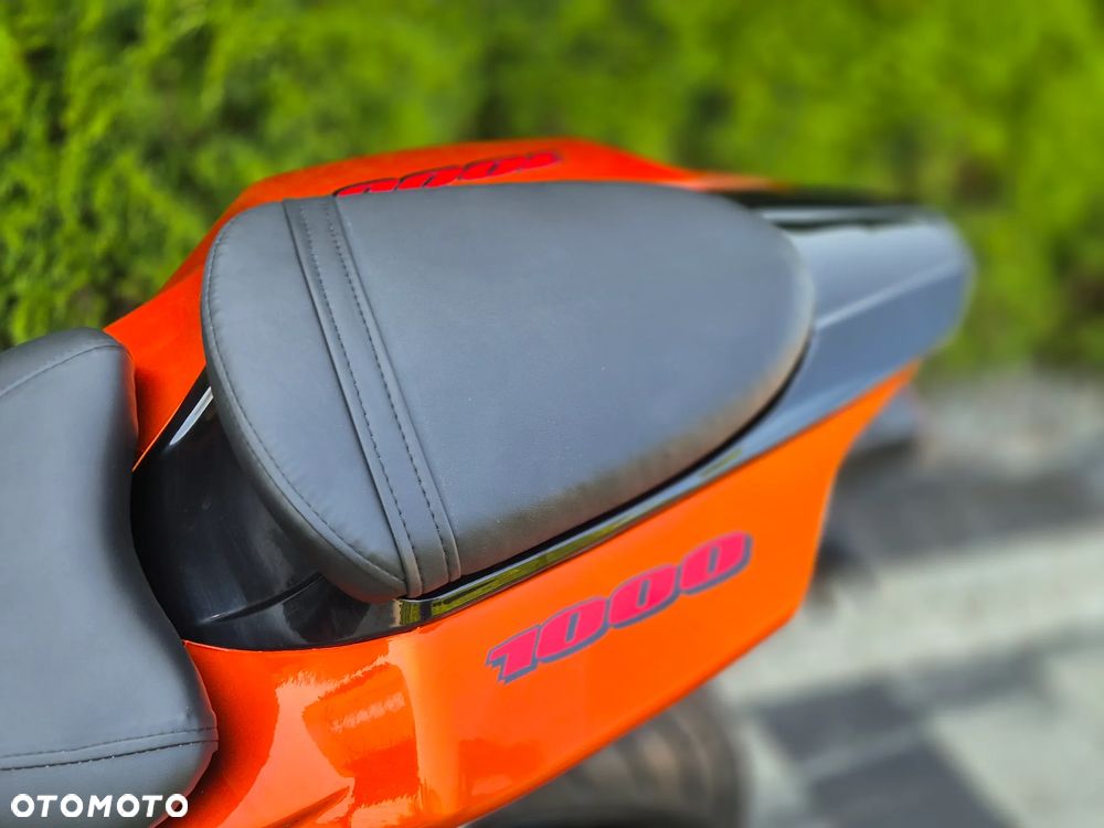 Suzuki GSX-R - 13