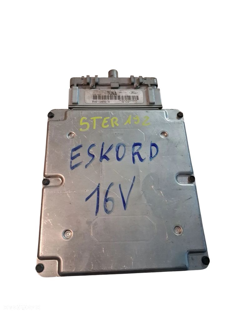 Sterownik KOMPUTER SILNIKA ECU FORD ESCORT 95AB12A650TB - 1