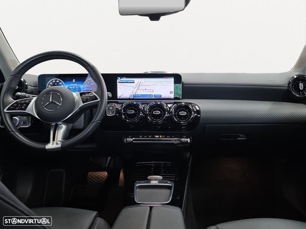 Mercedes-Benz A 200 - 10