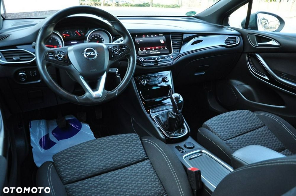 Opel Astra - 31
