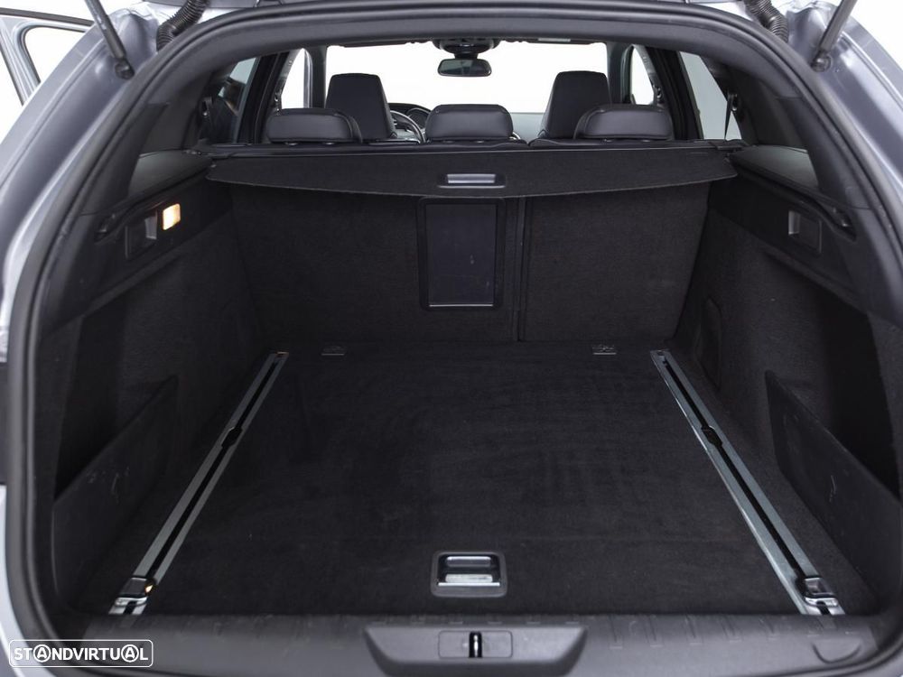 Peugeot 308 SW - 12