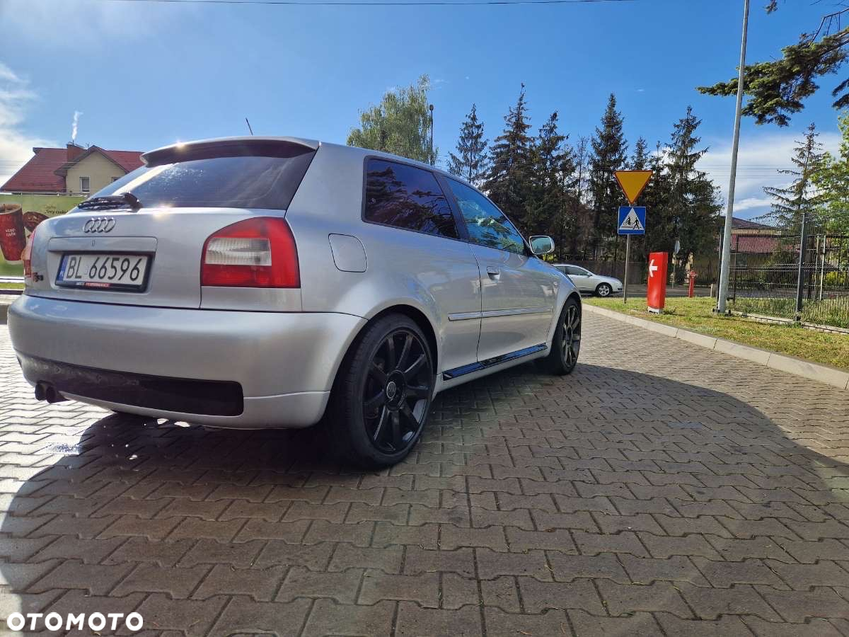 Audi S3 1.8T Quattro - 3