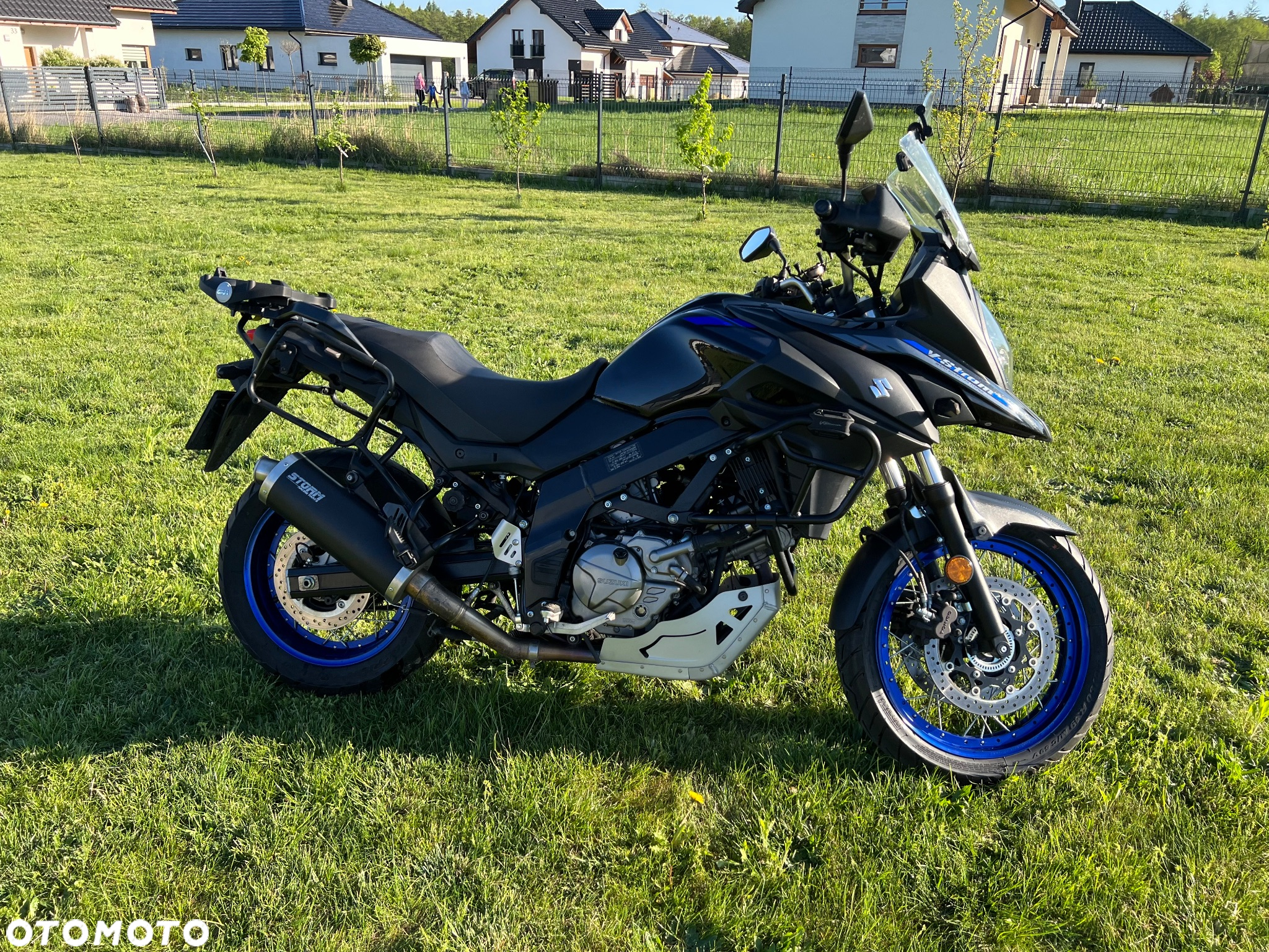 Suzuki V-STROM