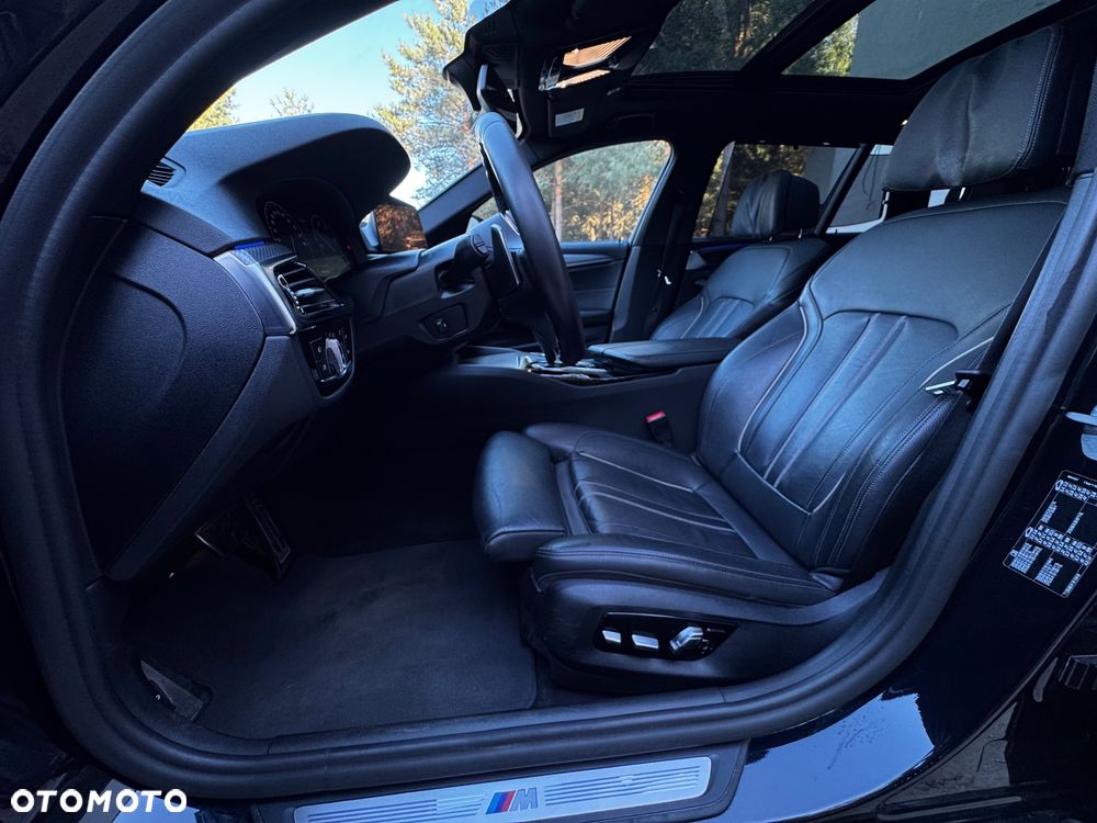 BMW Seria 5 520d M Sport Edition - 14