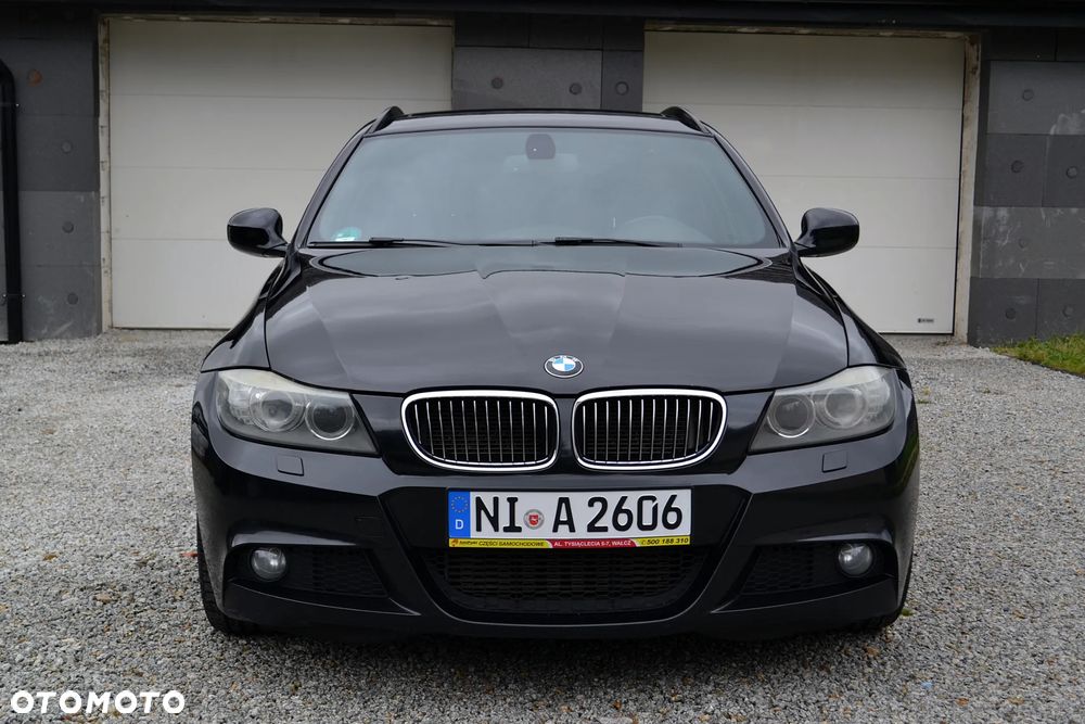 BMW Seria 3 320d xDrive DPF Edition Sport - 2