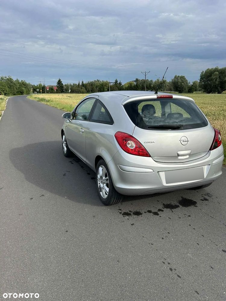 Opel Corsa - 7