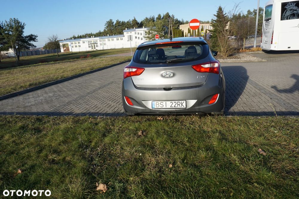 Hyundai i30 1.4 Classic - 8