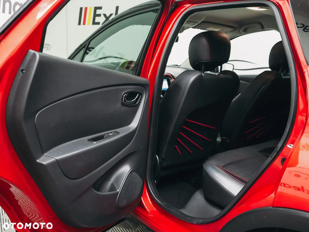 Renault Captur TCe 120 EDC Helly Hansen - 24