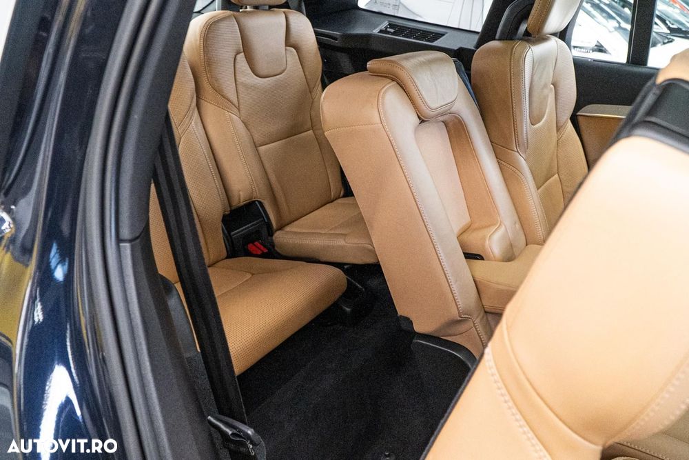 Volvo XC 90 D5 AWD Inscription - 9