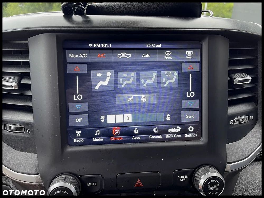 RAM 1500 - 35