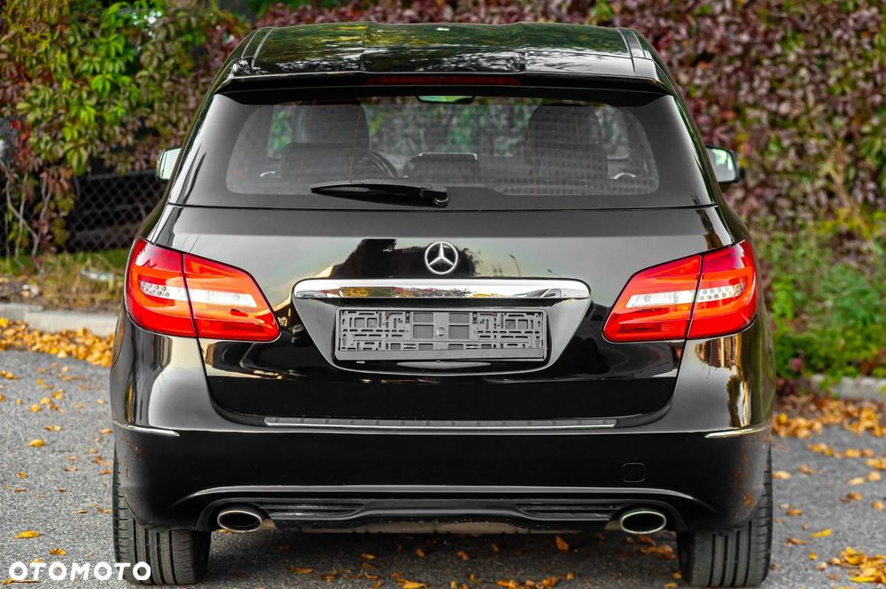 Mercedes-Benz Klasa B 220 4-Matic Style - 21