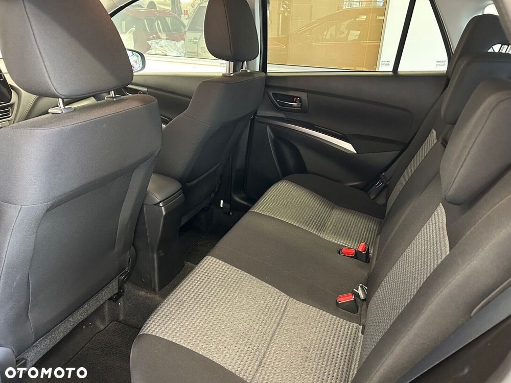Suzuki S-Cross 1.4 BoosterJet mHEV Premium SP - 31