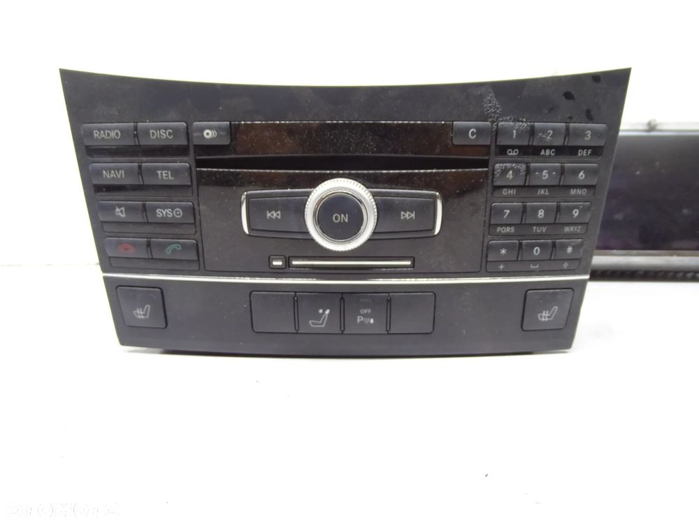 E Klasa W212 Radio nawigacja 2129008404 - 2