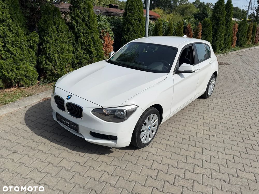 BMW Seria 1 118i Advantage