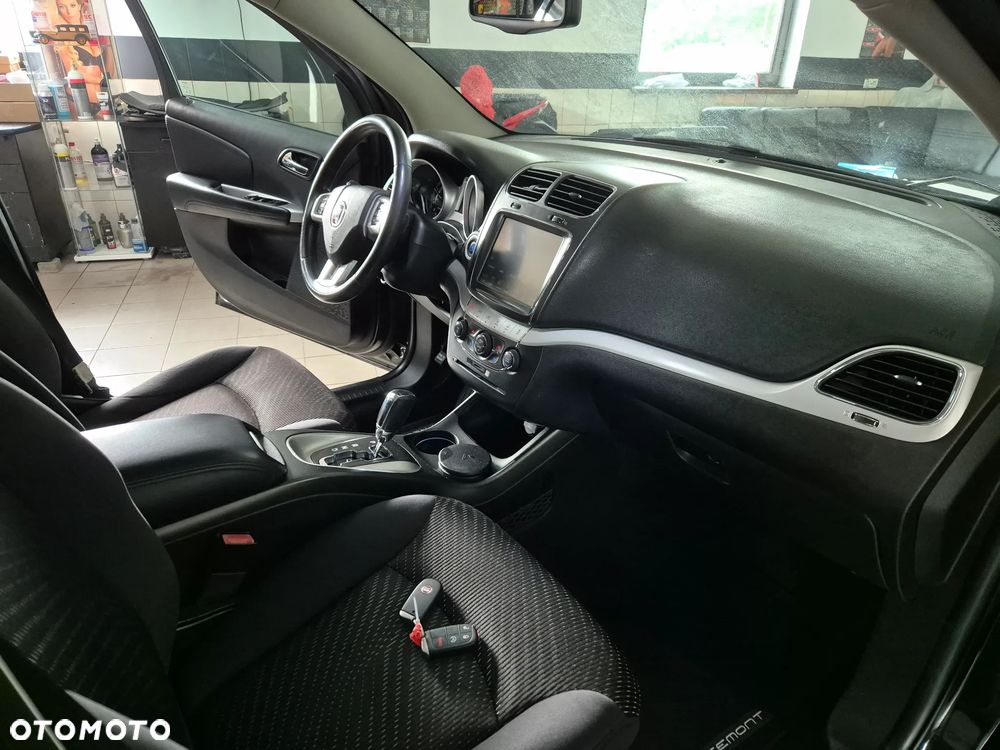 Fiat Freemont 2.0 Multijet Lounge AWD - 23