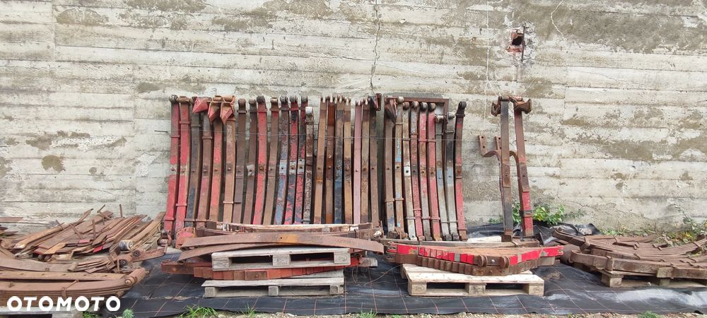 Steyr  Man wyprzedaż silników resor reduktor skrzynia - 7