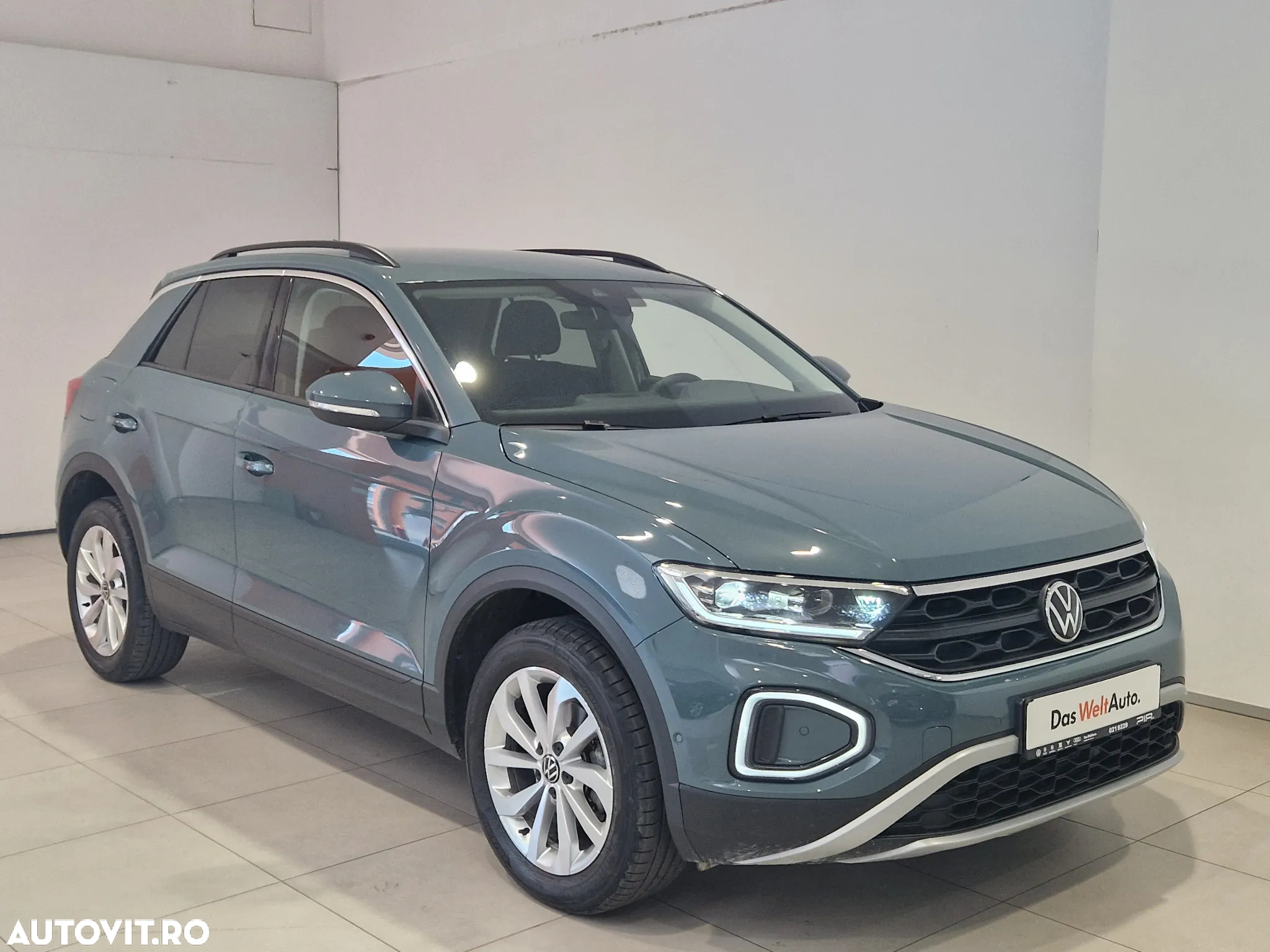 Volkswagen T-ROC 1.5 TSI DSG Advanced - 5